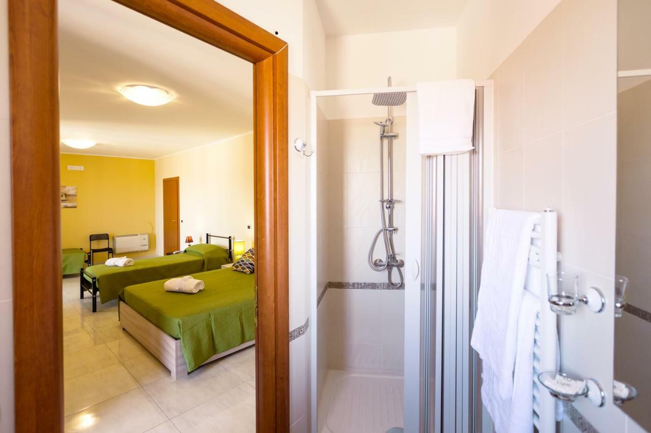 Rocca Degli Etnei Bed and Breakfast Paterno  Exteriör bild